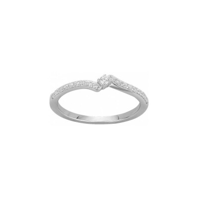 Bague en argent et oxyde de zirconium