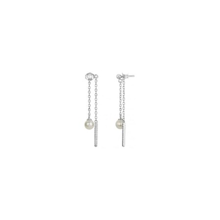 Boucles d\'oreilles en argent, perle d\'eau douce et oxyde de zirconium