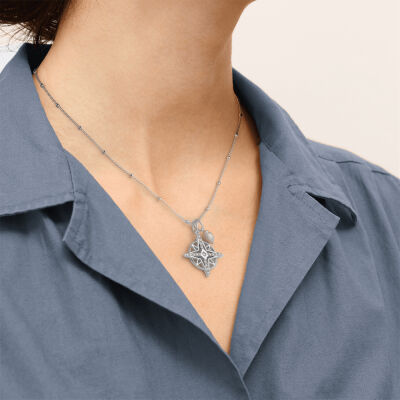 Collier Les Georgettes Rose des Vents en laiton, oxydes de zirconium et perles, 16mm