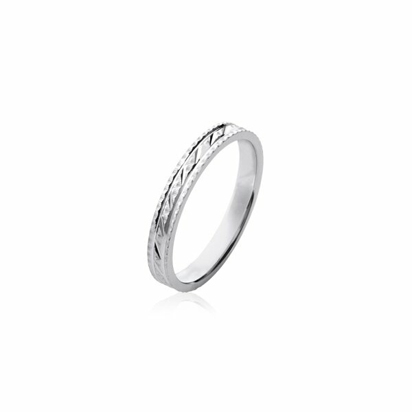 Bague en argent rhodié