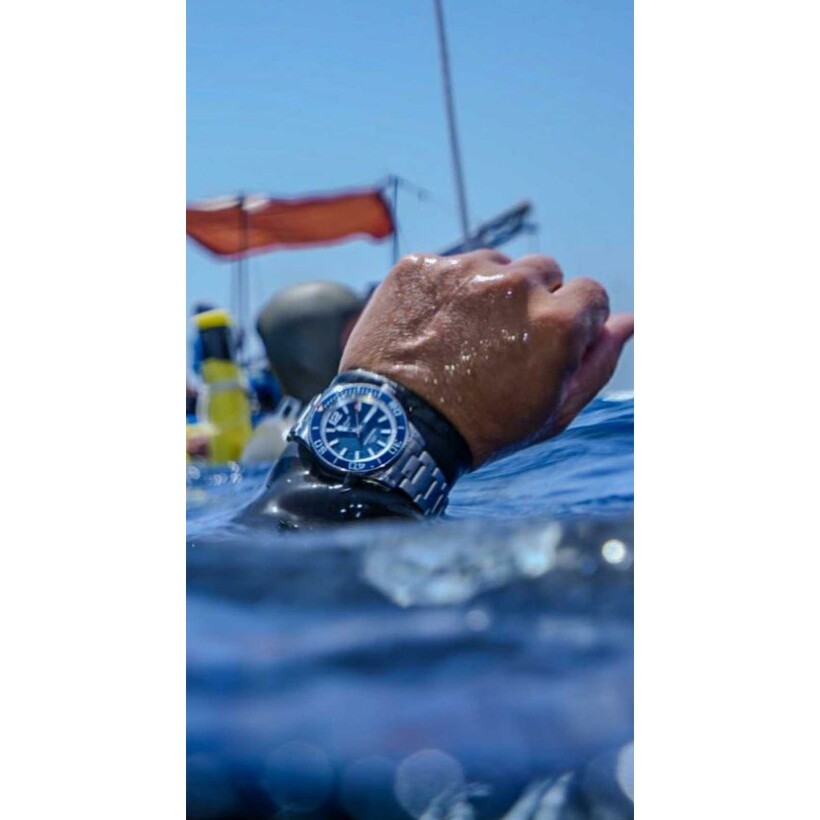 Montre Hanhart 1882 Aquasphere FreeFall Blue, 42mm