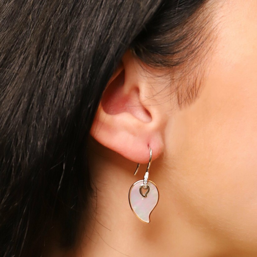 Boucles d'oreilles Ti Sento en argent doré rose et nacre, forme goutte