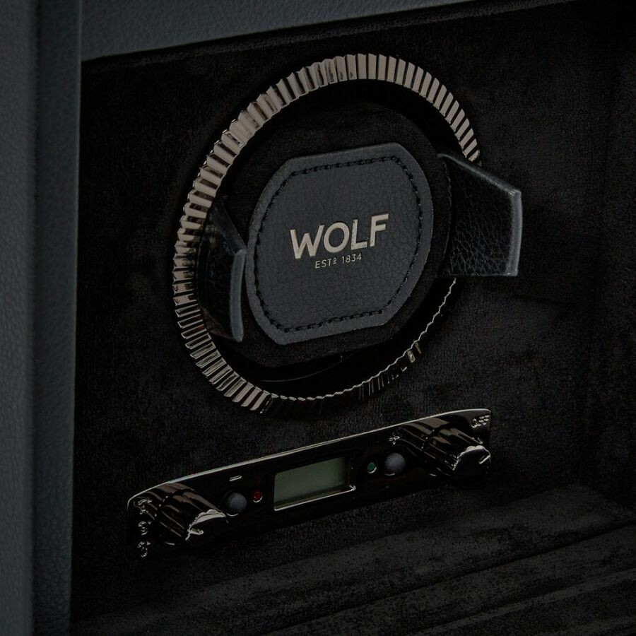 Remontoir pour montre automatique Wolf 1834 British Racing en cuir vegan noir avec rangement