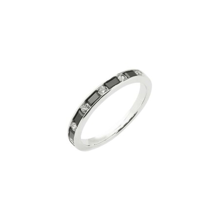 Bague en or blanc et diamants