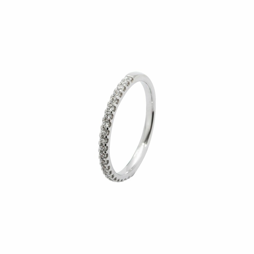 Half-set wedding ring, white gold and 0.25ct diamonds