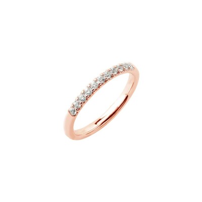 Alliance demi-tour serti griffe en or rose et diamants de 0.24ct