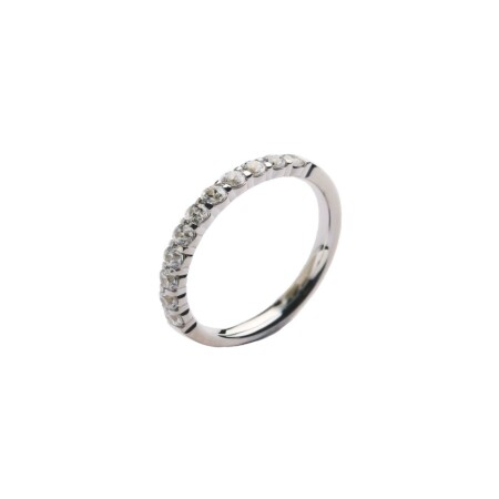 Bague en or blanc et diamants