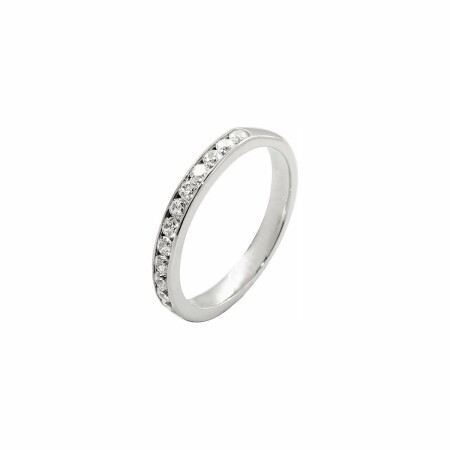 Alliance demi-tour serti rail en or blanc et diamants de 0.50ct