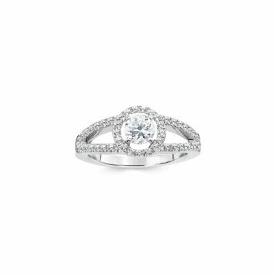 Solitaire en or blanc et diamants de 0.69ct