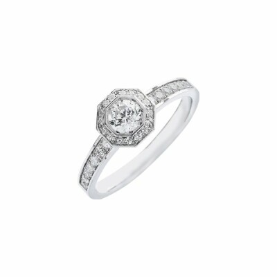 Solitaire octogone en or blanc et diamant de 0.50ct