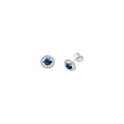 Boucles d'oreilles puces en or blanc, saphirs et diamants