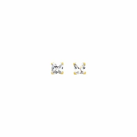 Boucles d'oreilles en or jaune et oxydes de zirconium