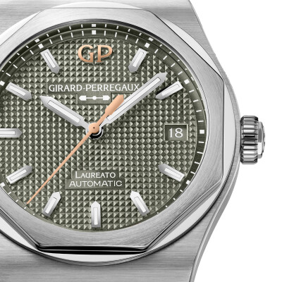 Montre Girard-Perregaux Laureato 38mm Sage Green