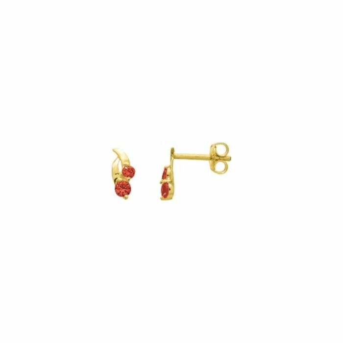 Boucles d'oreilles clou en or jaune et rubis