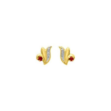 Puces d'oreilles en or jaune et rubis