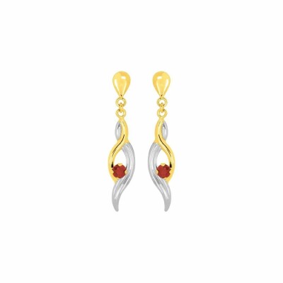 Boucles d'oreilles en or jaune, rhodium et rubis