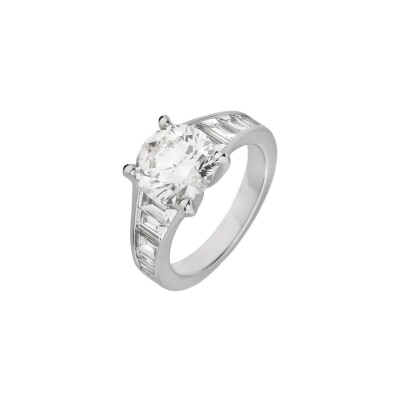 Bague Traviata en or blanc et diamants