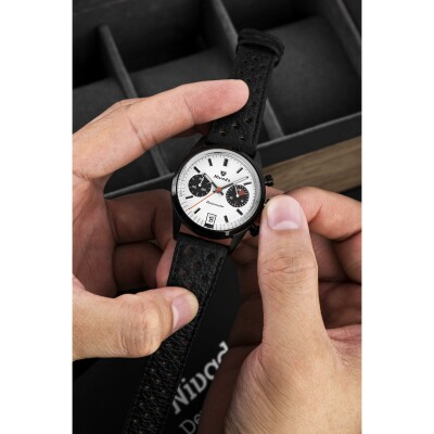 Montre Nivada Grenchen Datomaster Black Mecaquartz Limited Edition 88008Q10