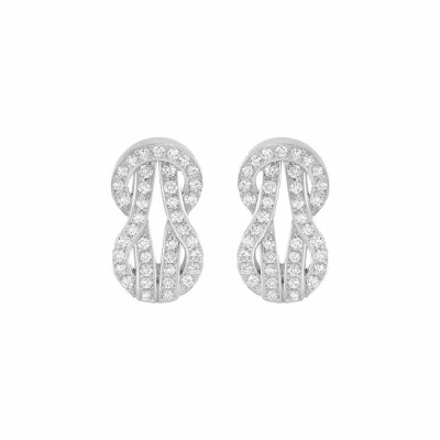 Boucles d'oreilles FRED Chance Infinie moyen modèle en or blanc et pavées de diamants blancs