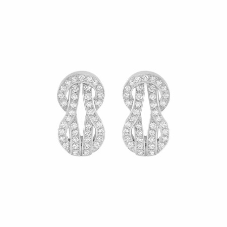 Boucles d'oreilles FRED Chance Infinie moyen modèle en or blanc et pavées de diamants blancs