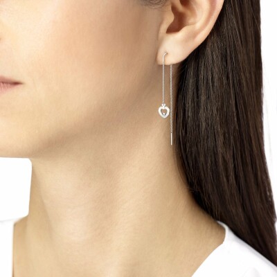 Mono boucle d'oreille longue FRED Pretty Woman en or blanc sertie d'un diamant