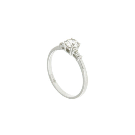 Solitaire en or blanc palladié et diamants de 0.56ct