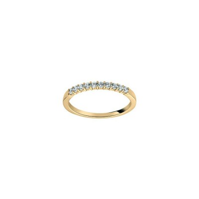 Alliance en or jaune et diamant