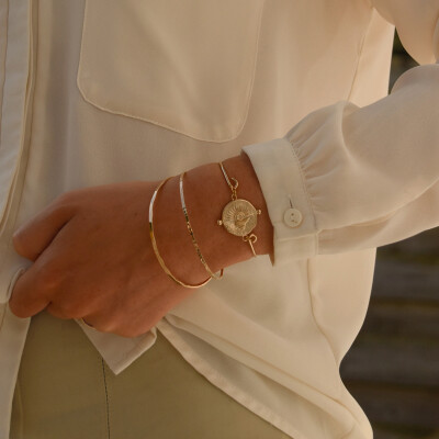 Le bracelet jonc plaqué or Faustine