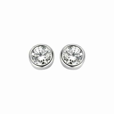 Boucles d'oreilles en or blanc et diamants de 0.32ct