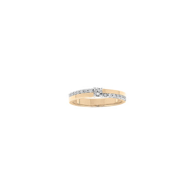 Bague en plaqué or et oxydes de zirconium