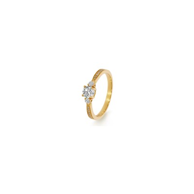 Bague solitaire en or jaune et diamant