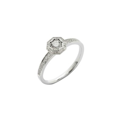Solitaire octogone en or blanc et diamants de 0.30ct