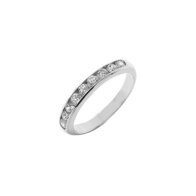 Alliance demi-tour serti rail en or blanc et diamants de 0.50ct