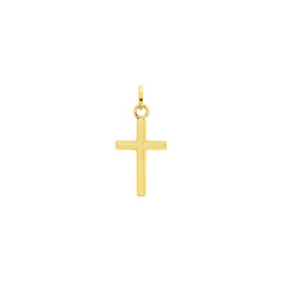 Pendentif croix en or jaune