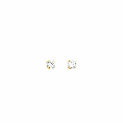 Boucles d'oreilles en or jaune et oxydes de zirconium