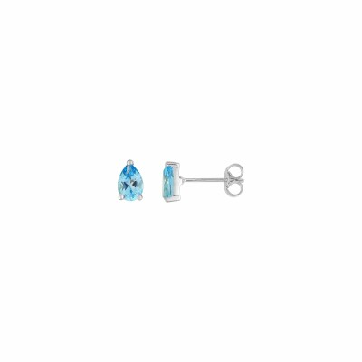 Boucles d'oreilles en or blanc et topazes bleues