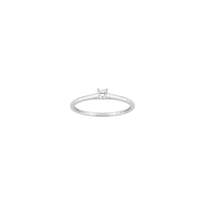 Solitaire en or blanc et diamant 0.10ct