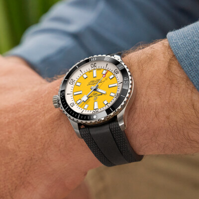 Montre Breitling Superocean Automatic 42