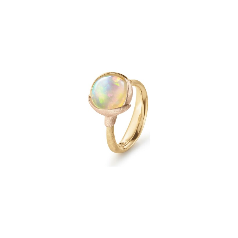 Ole Lynggaard Lotus ring, rose gold and opal