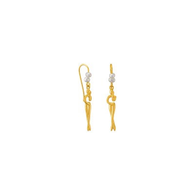 Boucles d'oreilles Jourdan Bijoux Lana en argent doré et perles blanches 