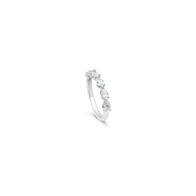 Alliance Ligne en or blanc et diamants taille poire