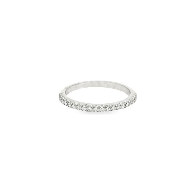 Alliance en or blanc et diamants