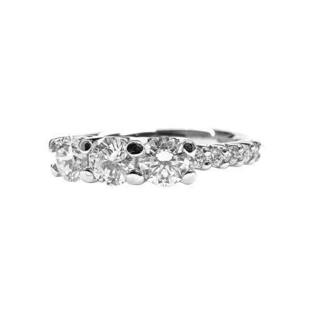 Bague Isabelle Barrier en or blanc et diamants de 0.84ct, taille 53