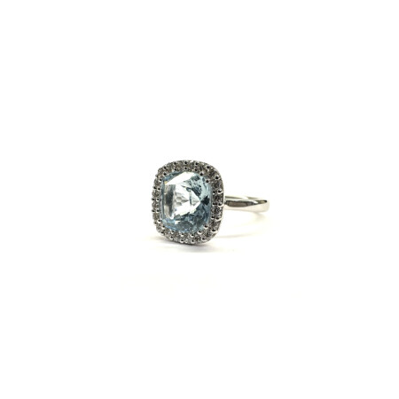 Bague Isabelle Barrier Entourage en or blanc, diamants de 0.37ct et aigue marine de 3.05cts, taille 53