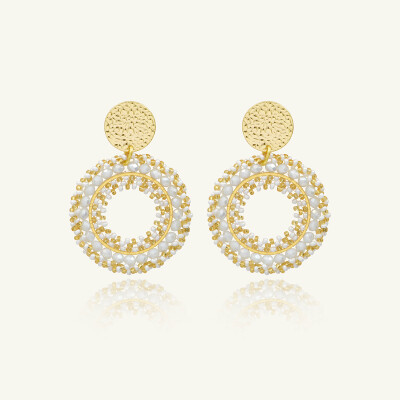 Boucles d'oreilles Sàntibé Bijoux Atacama en laiton, métal doré et perles blanc doré