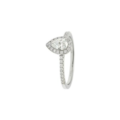 Bague Gabrielle en or blanc palladié, diamant poire de 1.35ct et 36 diamants ronds brillants de 0.26ct