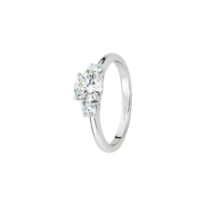 Paloma solitaire ring in palladium white gold, 0.36ct diamond and 2 round brilliant diamonds of 0.16ct