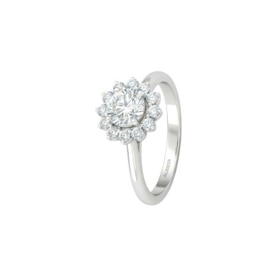 Bague Colette en or blanc palladié, diamant de 0.25ct et 12 diamants ronds brillants de 0.17ct