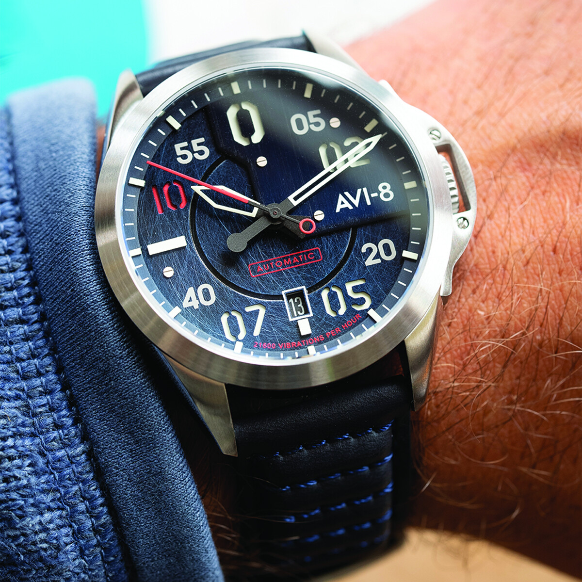 Montres AVI 8