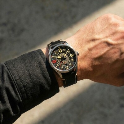Montre AVI-8 Spitfire N3200 Imperial War Museums Automatique 24H Édition Limitée AV-4149-01